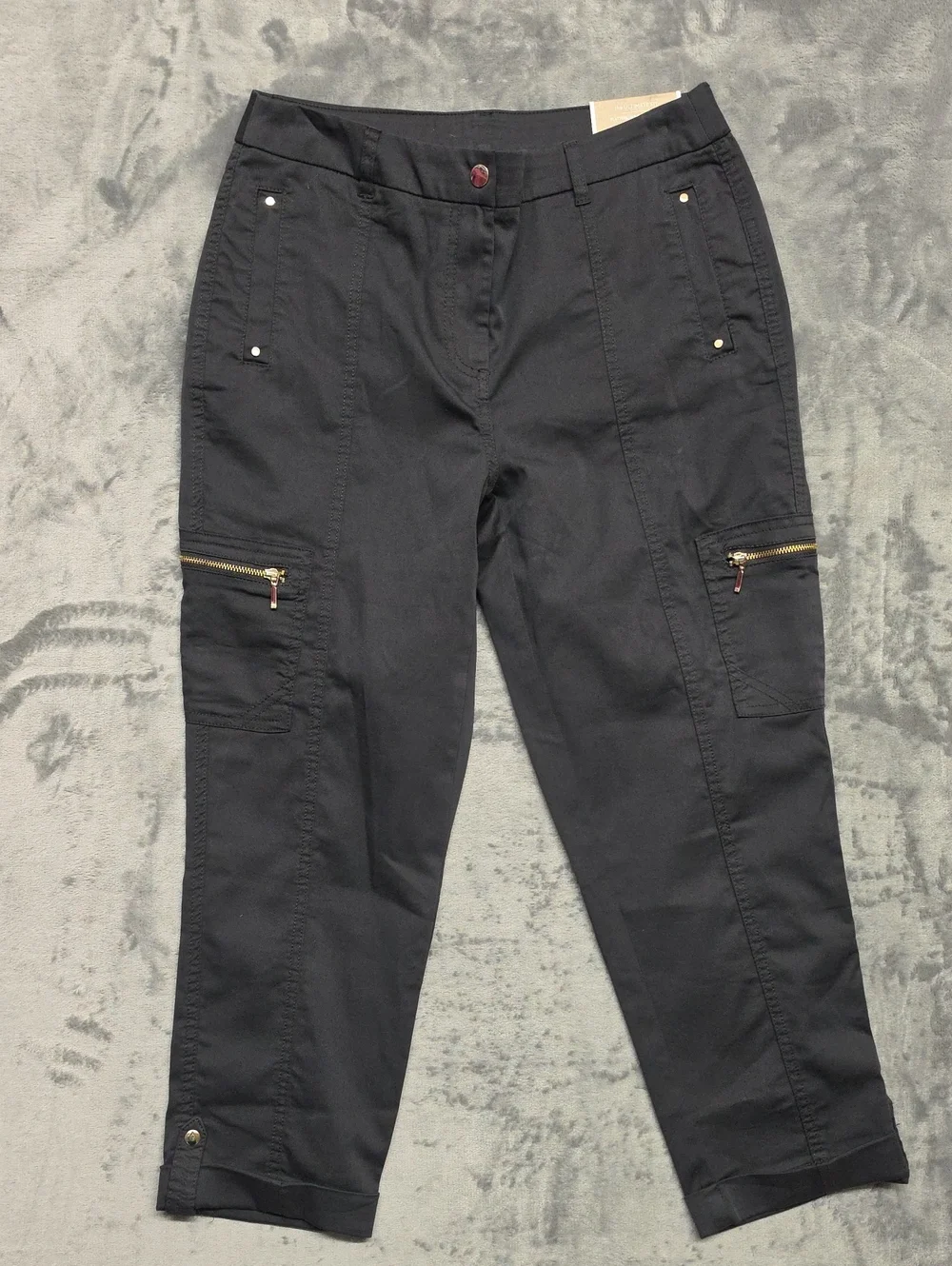 Chico's Black Luxe Twill Utility Crop Pants with Gold Snap Sz 0(4-6)